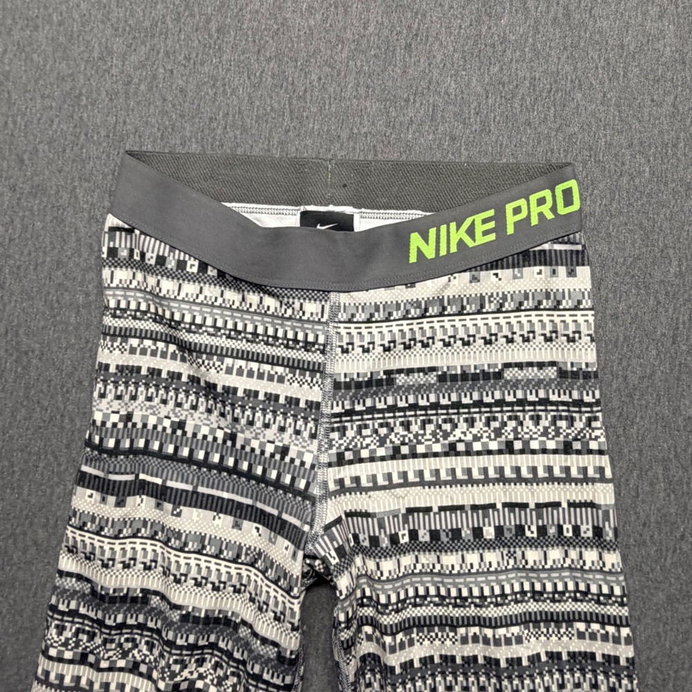 Nike Pro Dri-FIT Womens Small Grey Black White Pixel Geometric Print Leggings